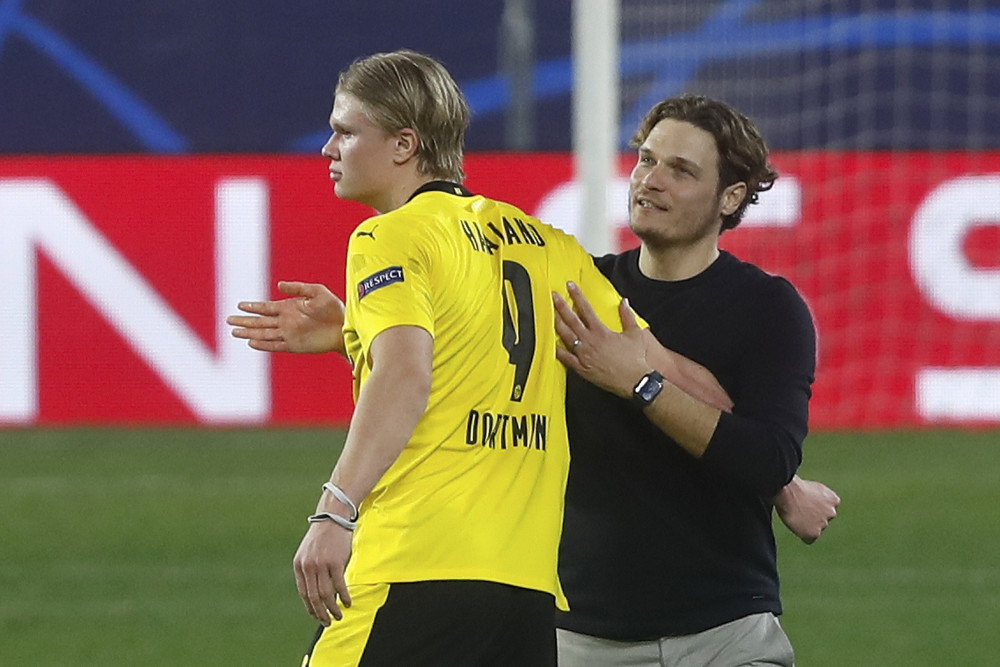 也可能为爵 也可能为爵